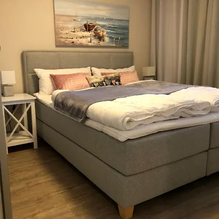 Strandvilla Brandenburg By Rujana Goehren (Ruegen)